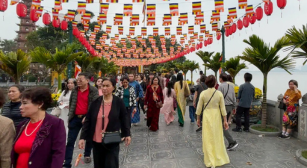Traveling to Vietnam During Lunar New Year: A Guide for Travelers