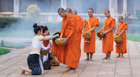  Luang Prabang 4 days/ 3 nights with Flower offering class