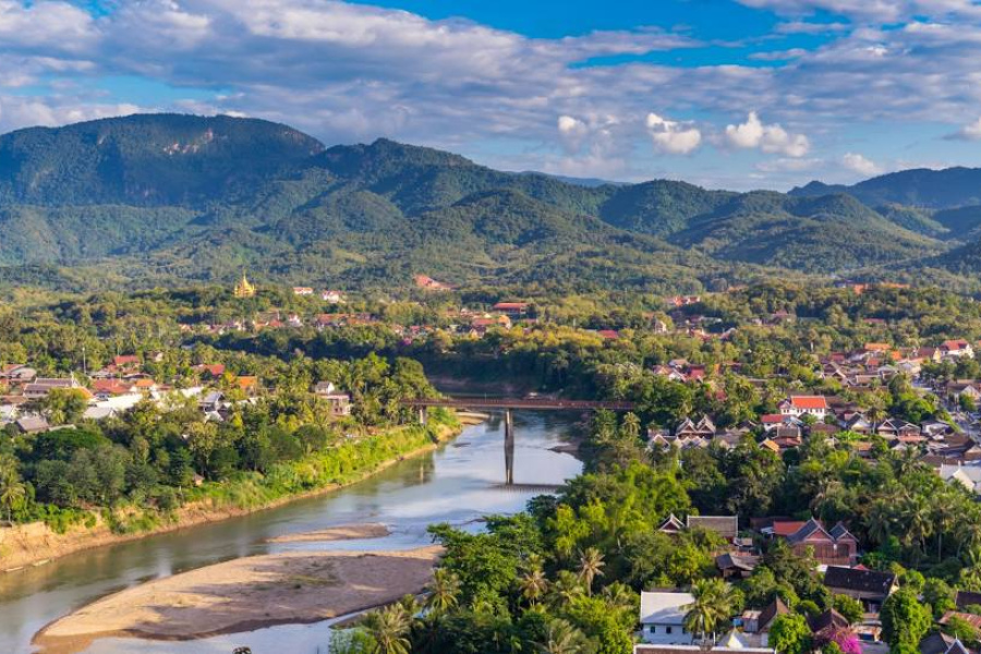  Luang Prabang 4 days/ 3 nights with Flower offering class