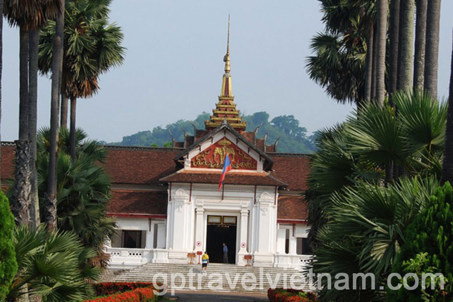 Luang Prabang 4 days 3 nights with Elephant Experience