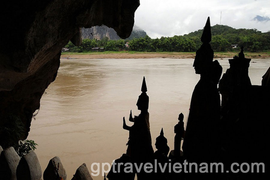 Luang Prabang 4 days 3 nights with Elephant Experience