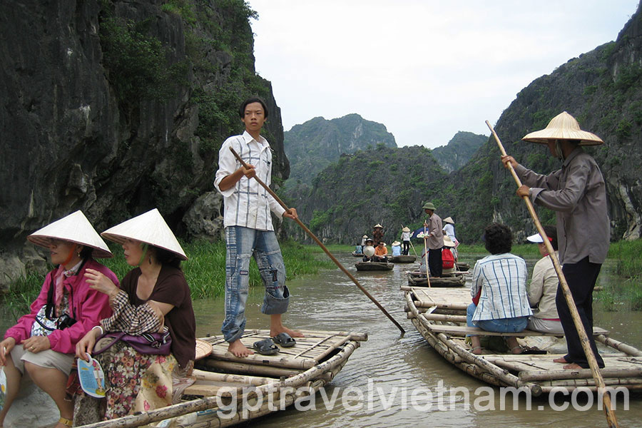 De la Baie de Lan Ha aux Pays des ethnies Muong, Thais blanc - 6 jours