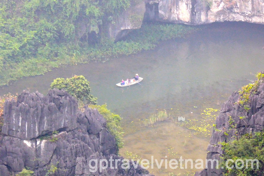 Baie d’Halong Terrestre: Hoa Lu, Trang An et Hang Mua