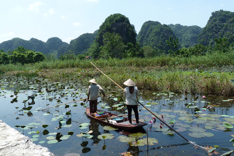 Hoa Lu et la belle région karstique de Tam Coc 