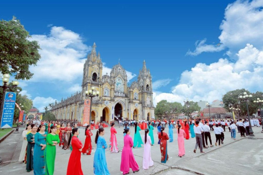 A Day in the Countryside of Nam Dinh