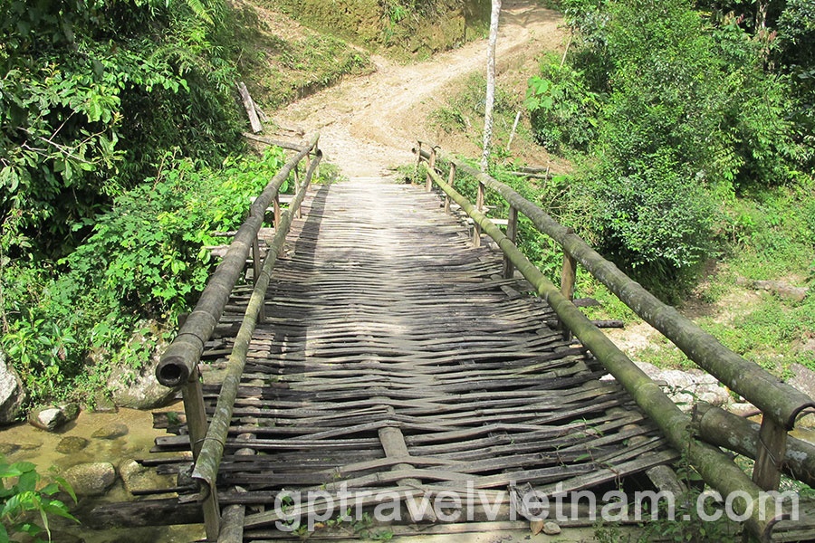 Trekking into the uncharted: Discovering Hoang Su Phi