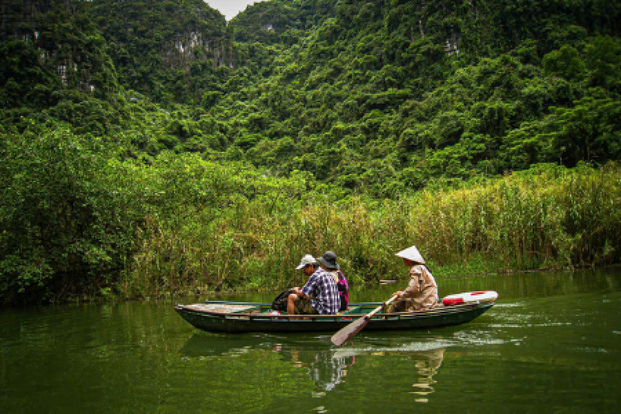 5-day Journey of Discovery: Hanoi - Ninh Binh - Ha Long Bay
