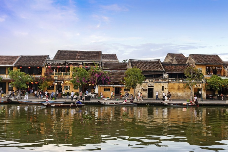 Shades of Vietnam – 13 days