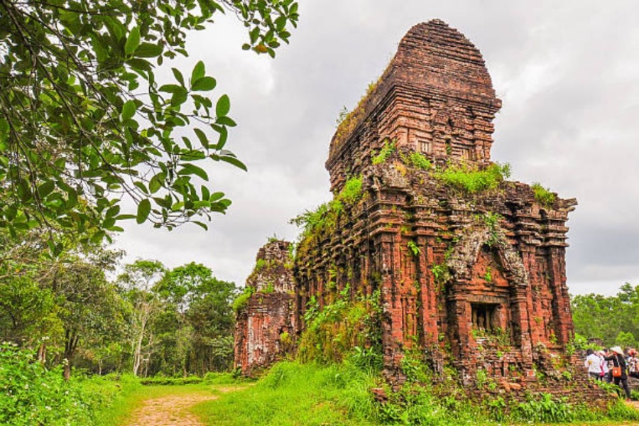 Shades of Vietnam – 13 days