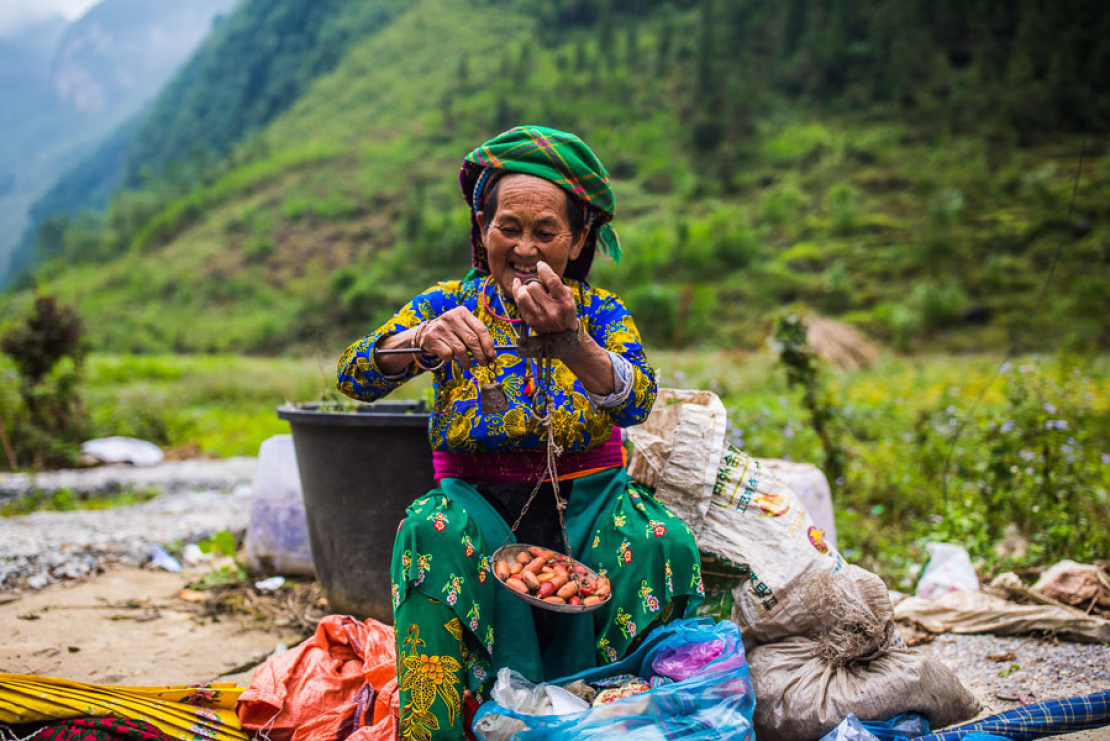 Ha-Giang-People-Vietnam-Tourism