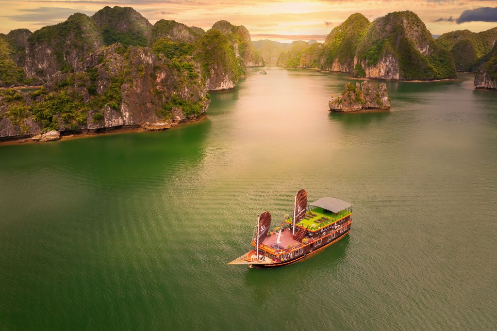 Sunlight Boutique 8 Cabins